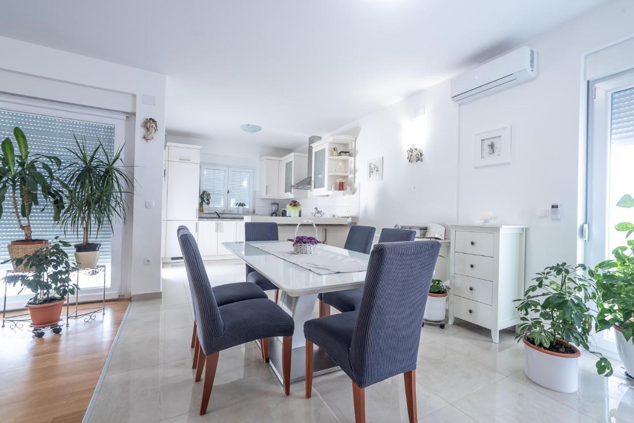 Apartments Sandrina Врси Екстериор снимка